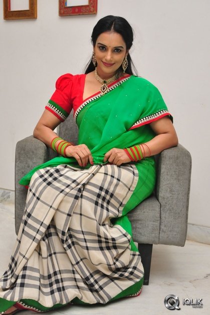 Shwetha-Menon-at-She-Movie-On-Location-Press-Meet